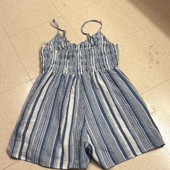 romper - Picture 2 of 3